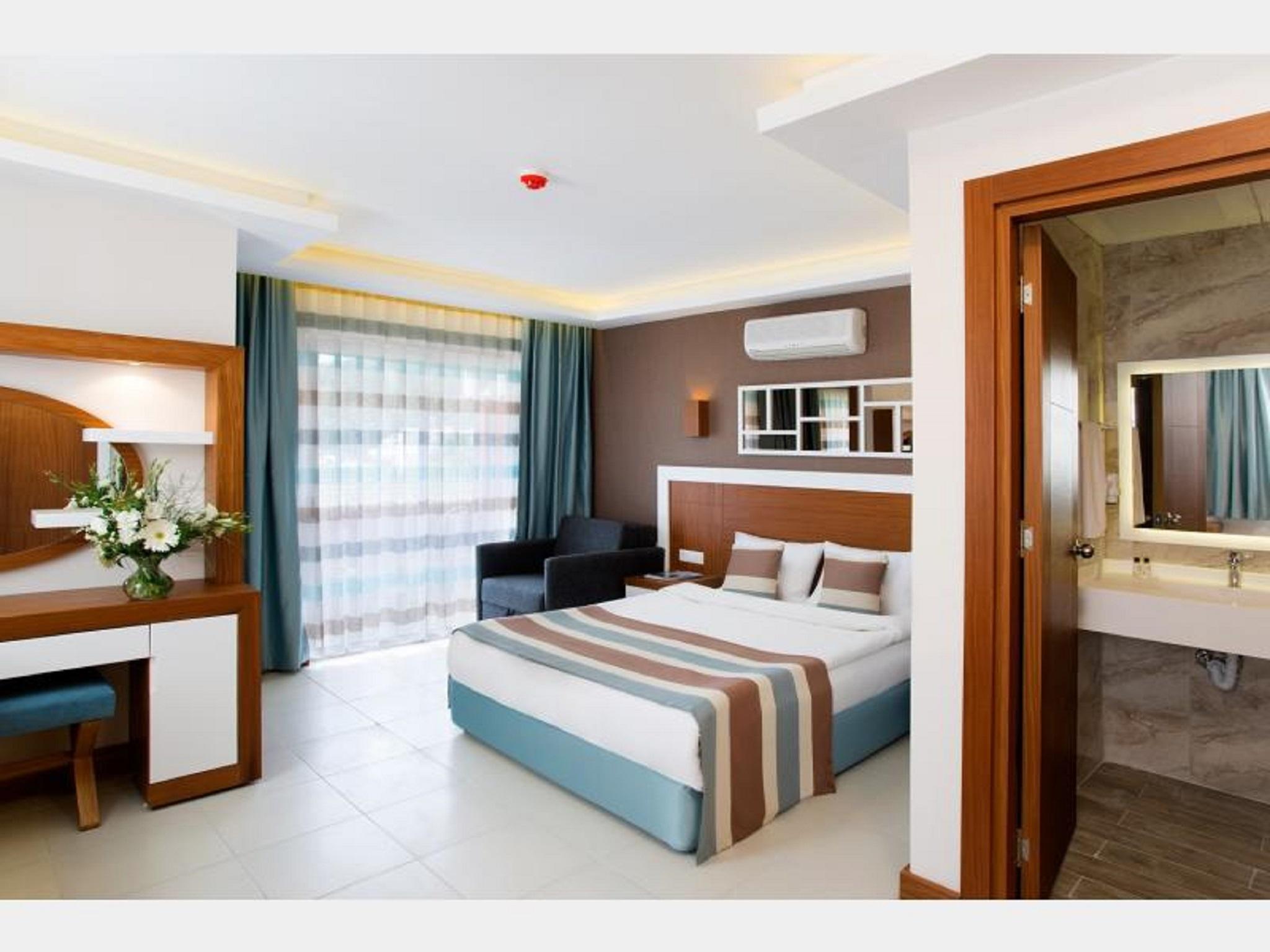 Lavia Hotels 凯梅尔 外观 照片