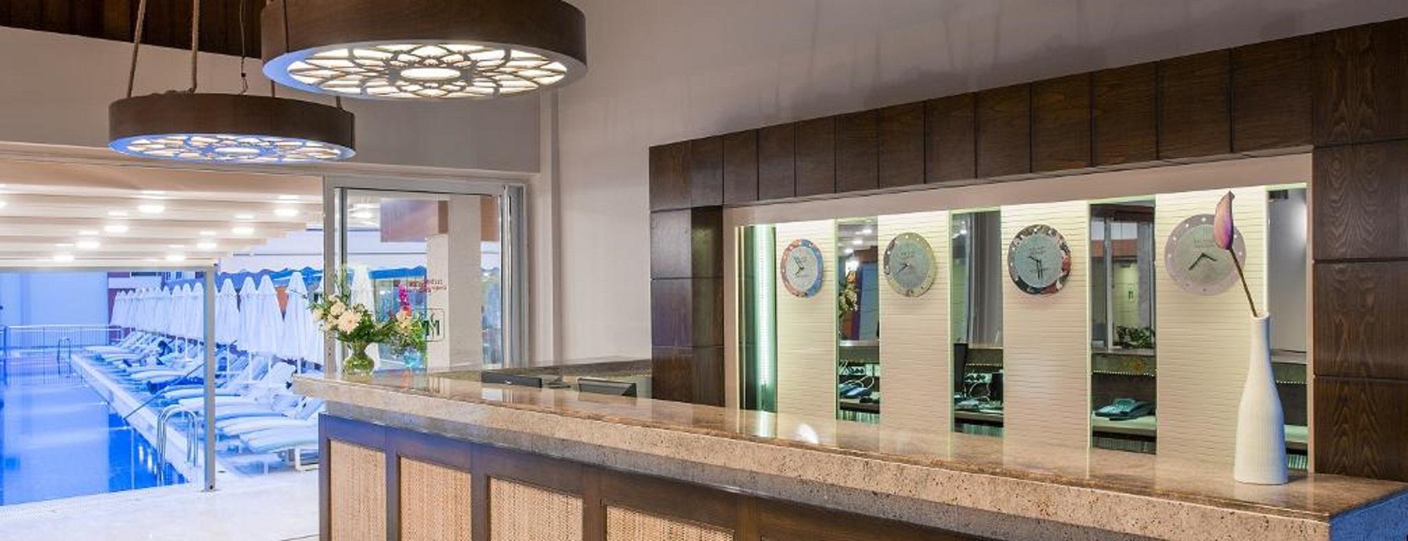 Lavia Hotels 凯梅尔 外观 照片